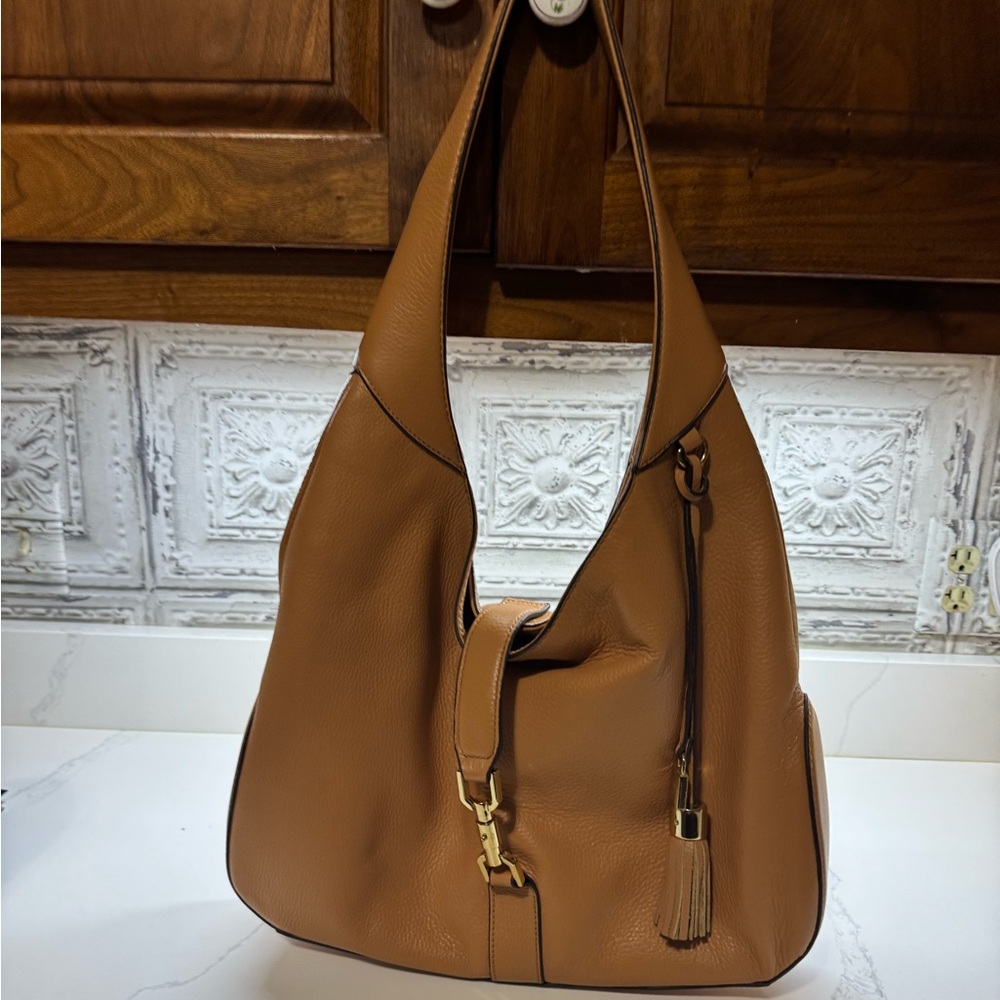 NWOT genuine leather purse